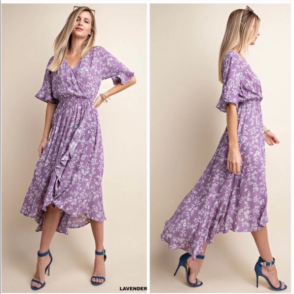 💕 Lavender Lilac floral wrap Dress - Picture 5 of 7